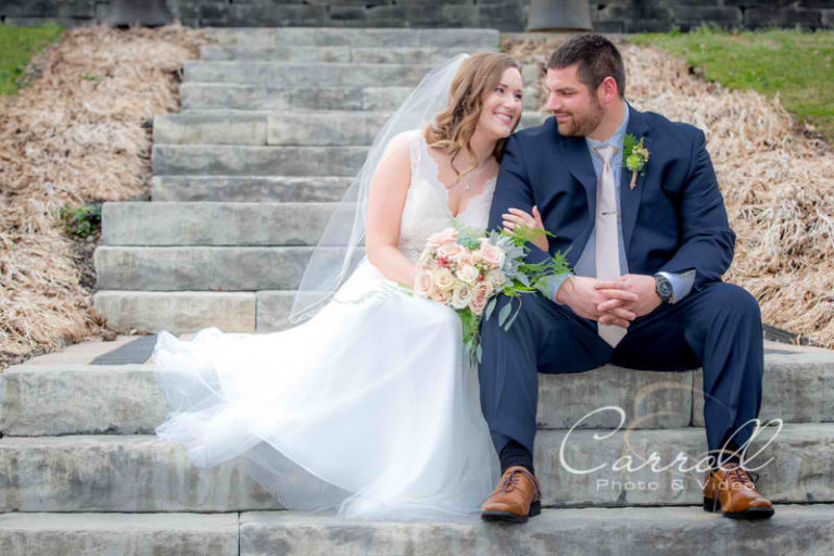 /elyse-aaron-wedding-the-overlook-grill-kent-wedding-photographers/